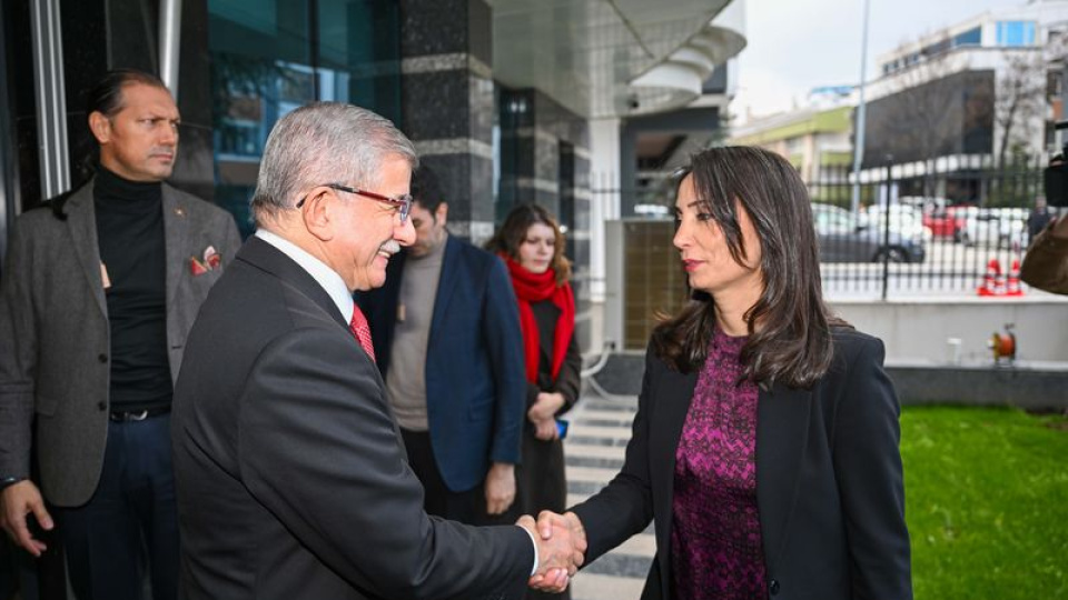 DEM Parti'den Davutoğlu'na Ziyaret: Suriye Gelişmeleri Masada